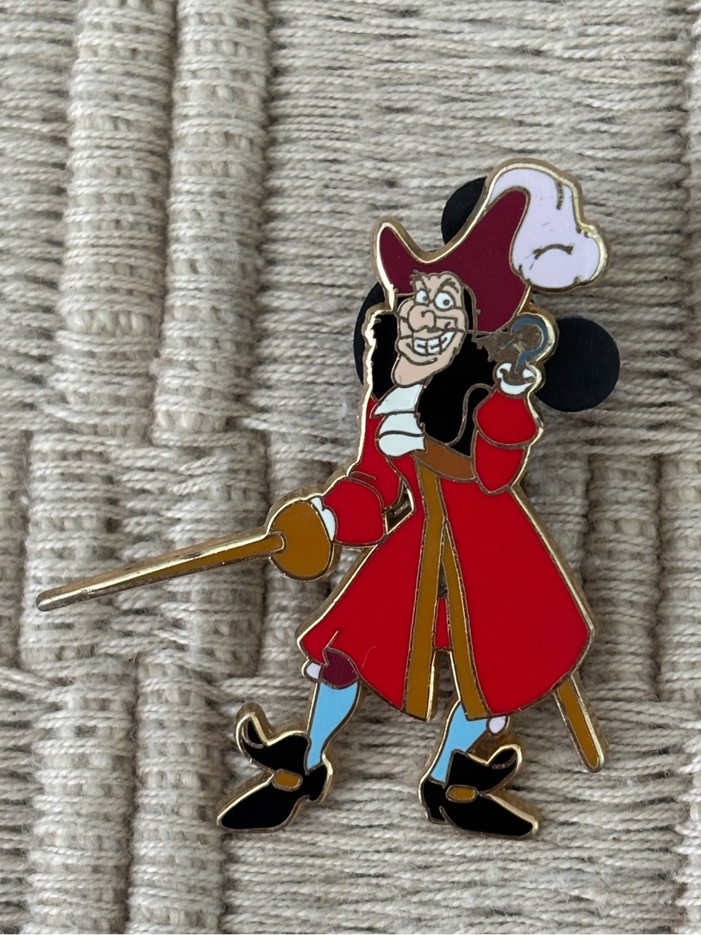DISNEY 2008 Captain Hook “Good vs. Evil” Pin Card Collection Pin